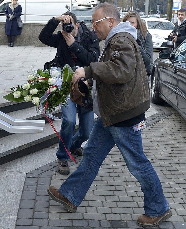 Dziennikarze Na Pogrzebie Andrzeja Turskiego ZdjĘcia Pudelek