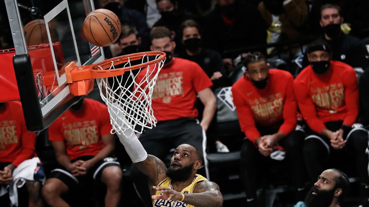 Zdjęcie okładkowe artykułu: PAP/EPA / Na zdjęciu: LeBron James