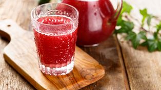 Dosłownie wymiatają cholesterol. Ciśnienie leci w dół. Pij tylko pół szklanki