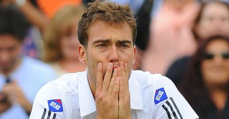 Tego jeszcze nie było! Wściekły Jerzy Janowicz przeklina i demoluje sprzęt podczas gry! Mamy wideo!