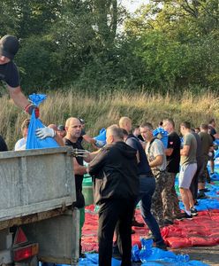 Nie wszędzie walczą tylko ze skutkami. "Pełna mobilizacja"