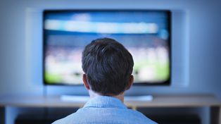 Wyższe ryzyko demencji. Nigdy nie rób przed telewizorem