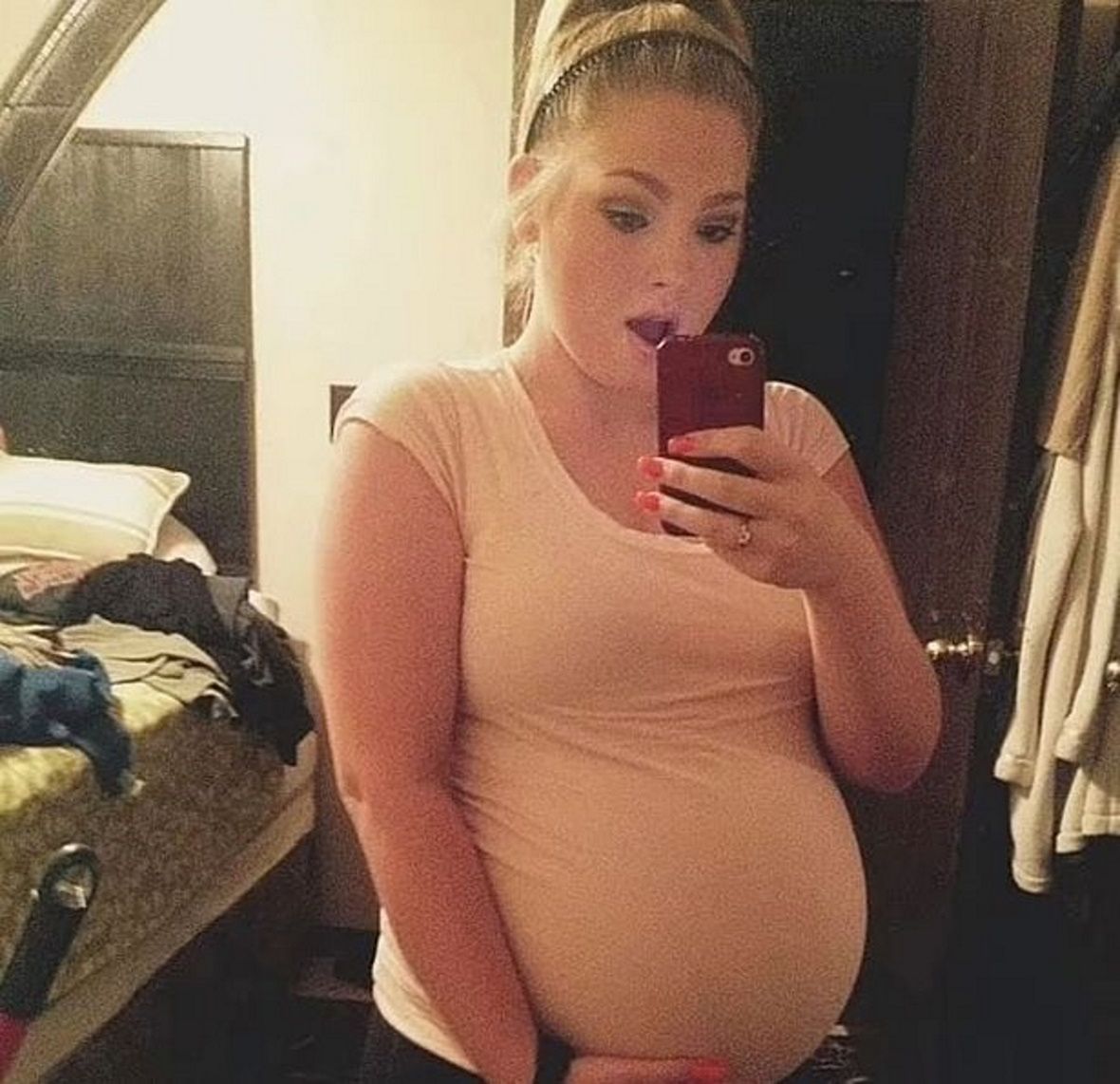 Ma dwie macice, odkryła, że jest w ciąży w obu jednocześnie