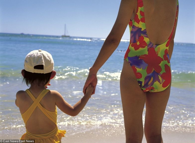 O wakacjach myślimy na początku roku, a biura podróży otwierają się na singli