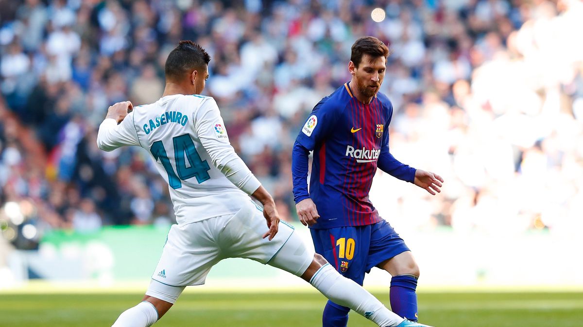 Lionel Messi (z prawej)