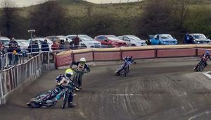 Żużel wrócił tam po prawie ośmiu latach przerwy. Cztery pory roku w ciągu jednej godziny