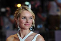 Naomi Watts zachwyca na premierze "Diany"