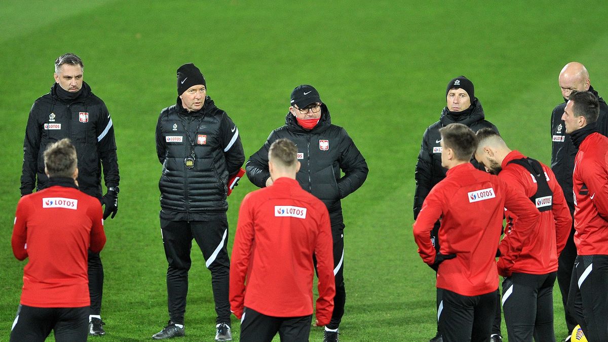 odprawa reprezentacji Polski podczas treningu przed meczem z Holandią