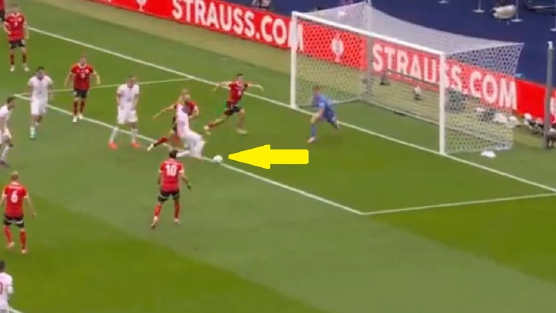 Zdjęcie okładkowe artykułu: Twitter / Screen / TVP Sport / Na zdjęciu: Krzysztof Piątek strzelił gola na 1:1 w meczu z Austrią
