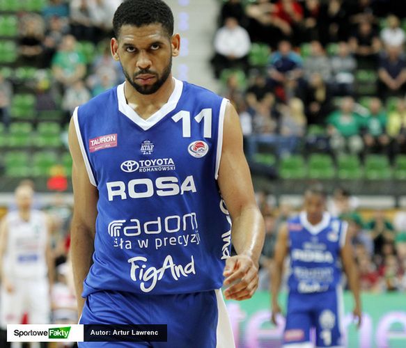 Harris miał znakomity sezon zasadniczy