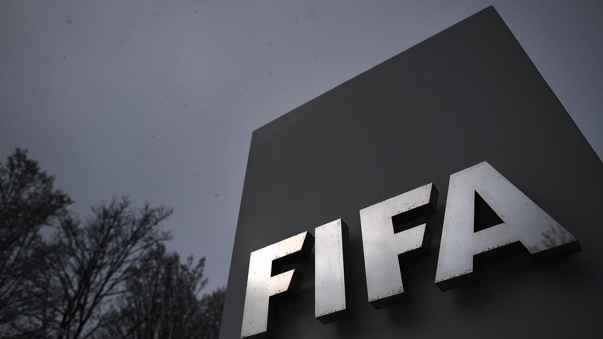 Getty Images / Matthias Hangst / Staff / Na zdjęciu: logo FIFA