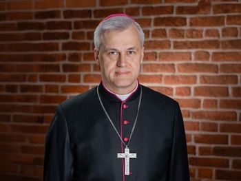 Polski biskup zrezygnował. Papież wskazał następcę