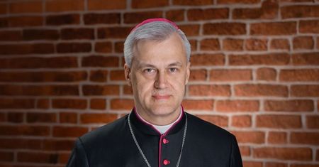 Polski biskup zrezygnował. Papież wskazał następcę
