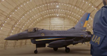 F-16 w Ukrainie? Z tym zdjęciem jest coś nie tak