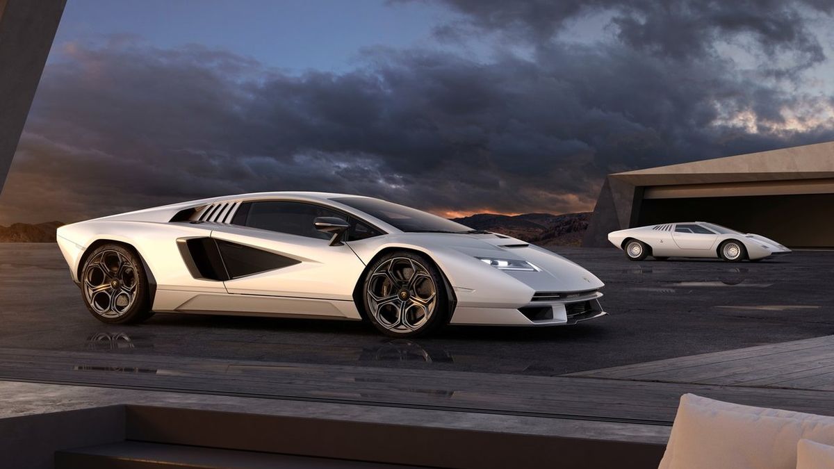 Countach doczekał się reinkarnacji. Czy konkurencja również zacznie czerpać z przeszłości?