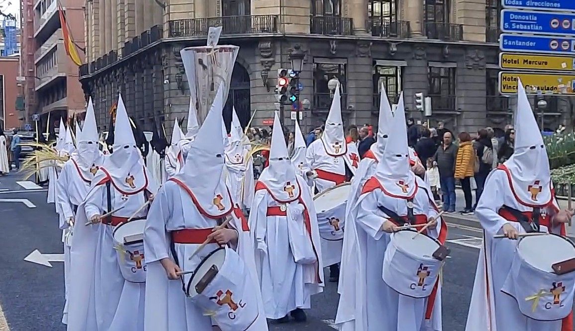 Wielkie widowisko na ulicach. Tam już zaczęli świętowanie