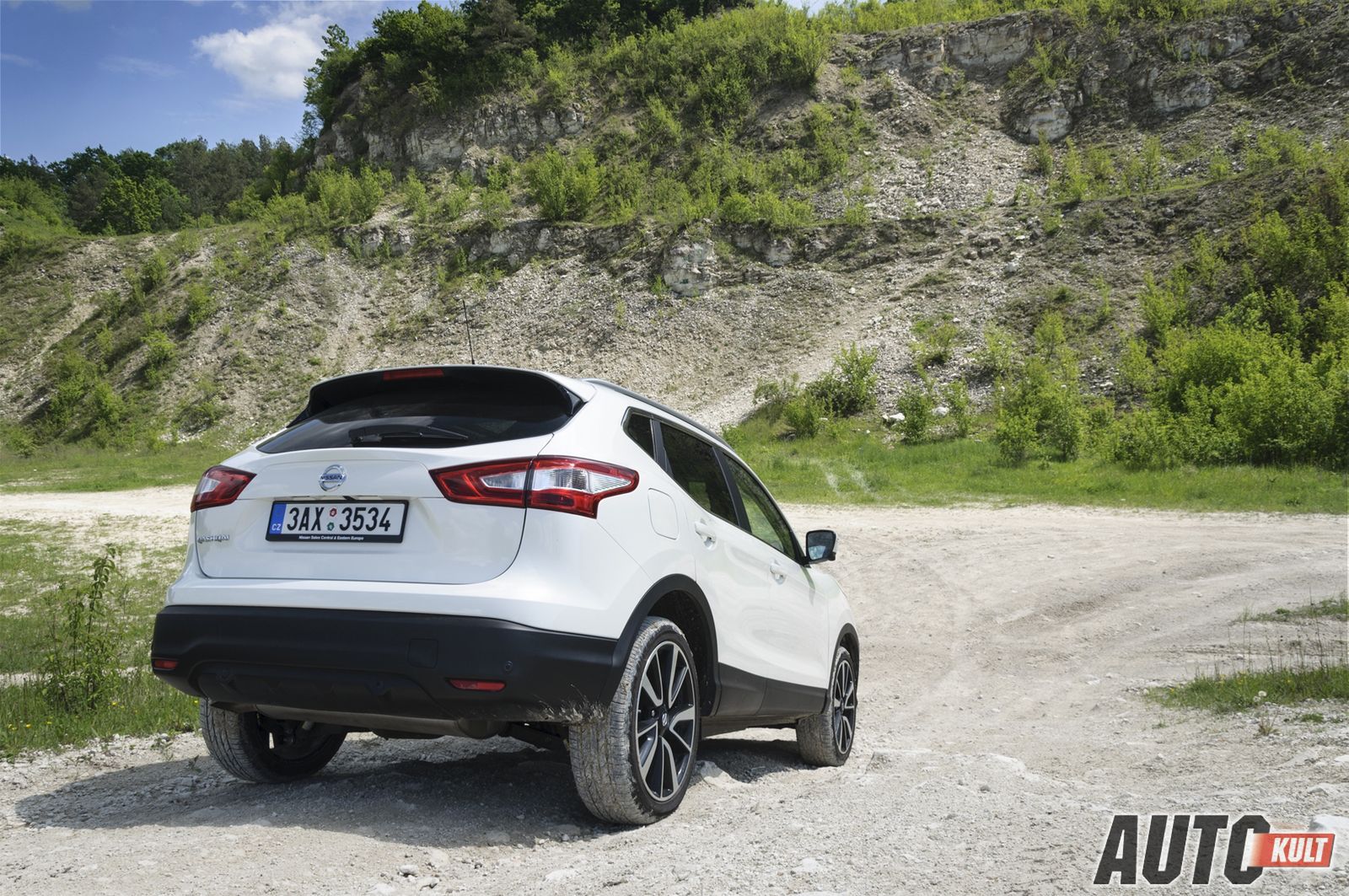 Nissan Qashqai dCi 130 4x4 Tekna - test [galeria zdjęć] 8