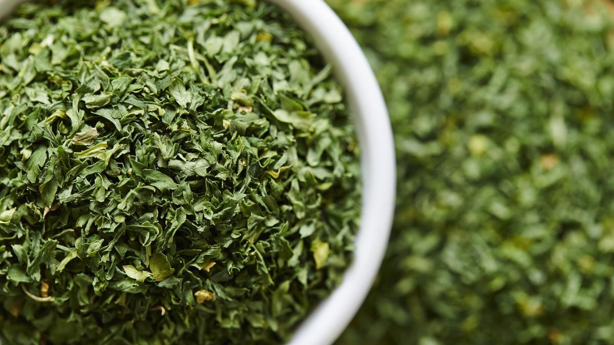 Jedz jak najczęściej. Tak ochronisz komórki przed obumieraniem