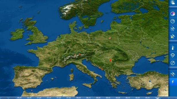 Śledź burze w aplikacji WeatherPro dla iPada 1