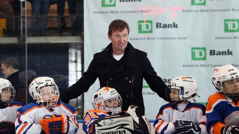 Zdjęcie okładkowe artykułu: AFP / BRUCE BENNETT / GETTY IMAGES NORTH AMERICA / AFP / Na zdjęciu: Wayne Gretzky