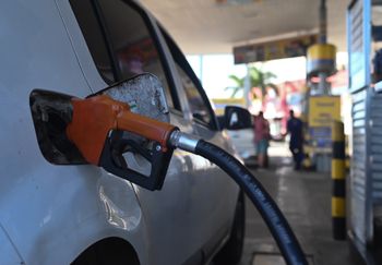 To państwo nie ma wyboru. Tak wywożą ropę z kraju