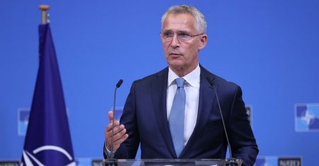"Drzwi są otwarte". NATO reaguje na wniosek Ukrainy