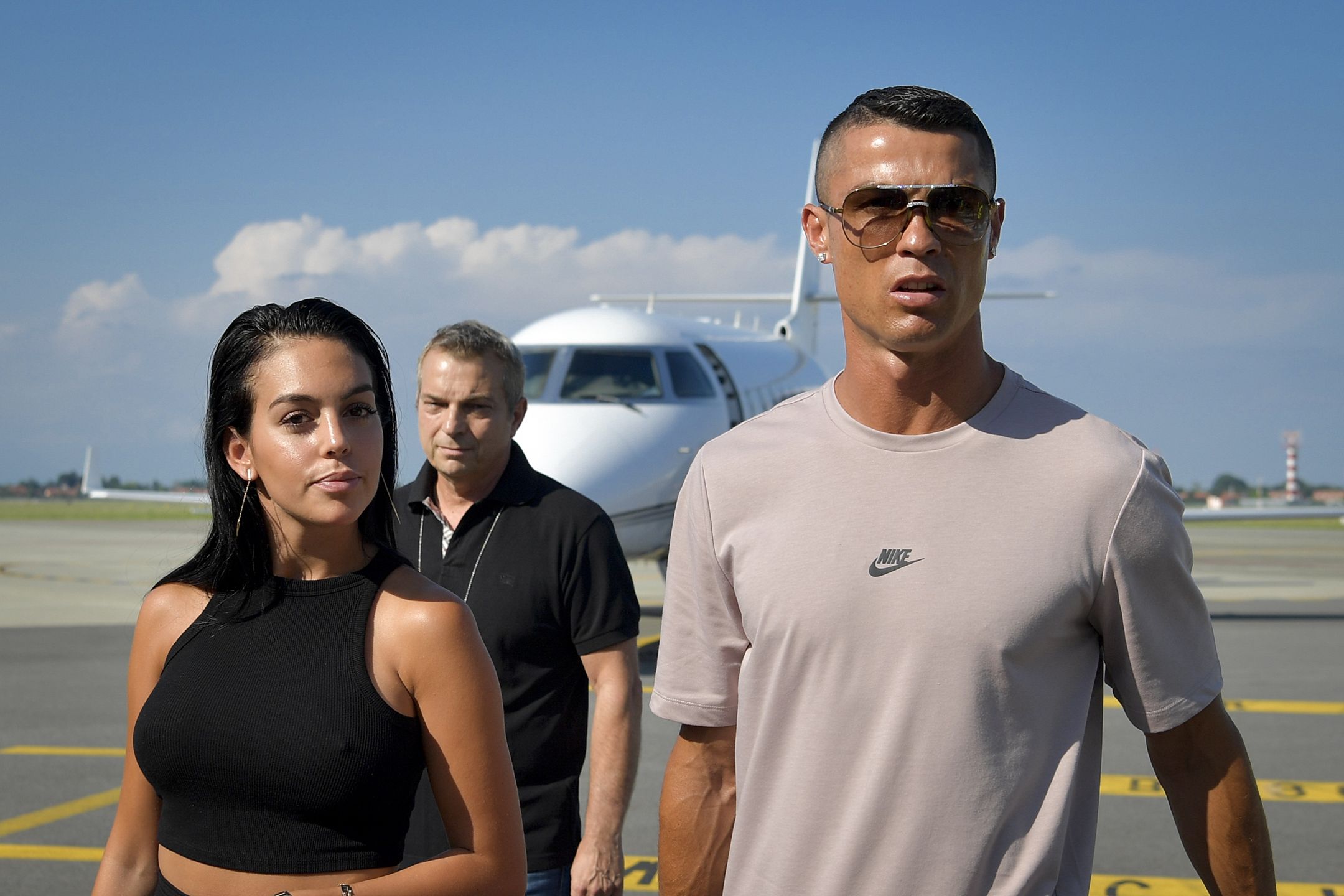 Żona Cristiano Ronaldo pochwaliła się kolekcją samochodów piłkarza