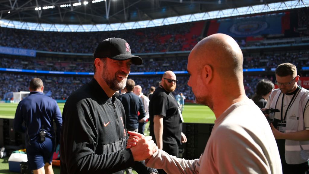 Getty Images / Michael Regan - The FA / Na zdjęciu: Juergen Klopp i Pep Guardiola