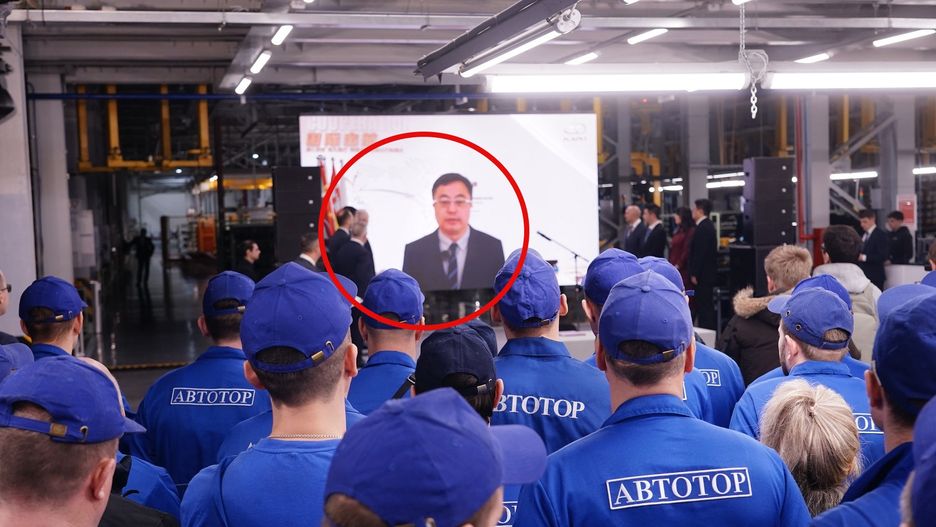 Kaliningrad. Po skankcjach gospodarczych Zachodu fabryka samochodów w Kaliningradzie była bliska upadku. Wtedy przyszli Chińczycy