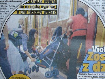 Kołakowska tłucze się z dzieckiem tramwajem