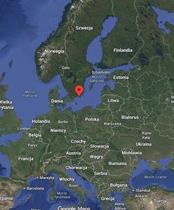 Dwa drony nad Karlskroną w Szwecji. Emitowały czerwone i zielone światło