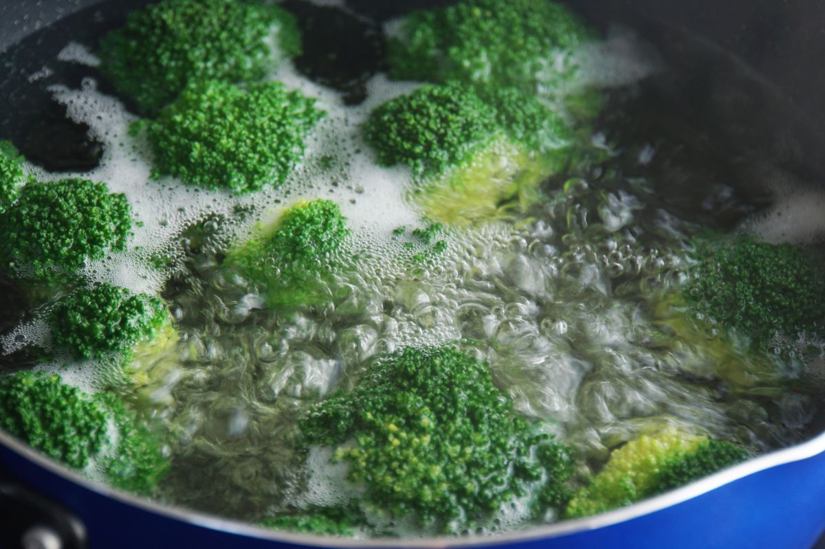 Broccoli stops being healthy if you cook it in the wrong way.