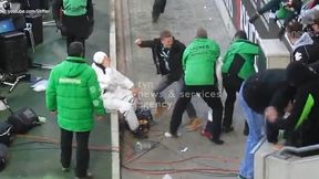 Chuligani wtargnęli na boisko po meczu Bundesligi