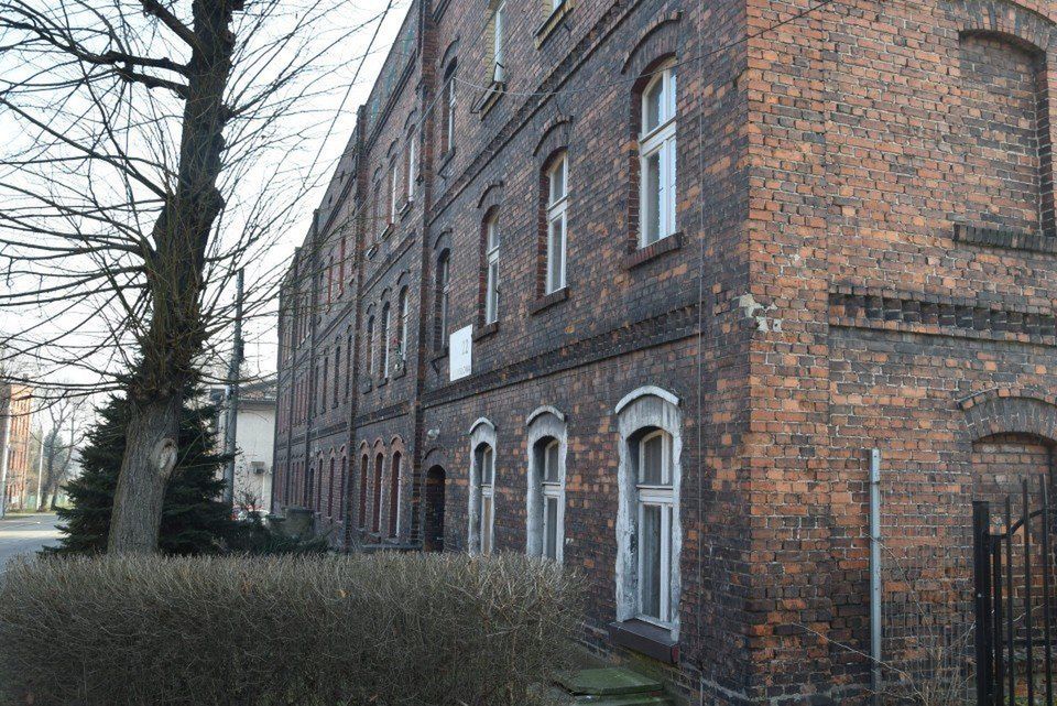 Oddolna inicjatywa mieszkańców &#34;Ratujemy od zapomnienia&#34; powstała, by stare opowieści oraz nazwy w Rybniku Paruszowcu Piaskach nie zniknęły