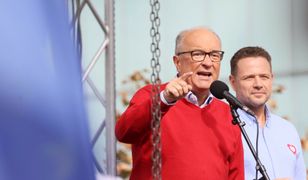 Skradł show Tuskowi? Ze sceny padły ostre słowa. "To skandal"