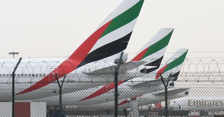 Emirates dotknął kryzys pandemii. Przewoźnik planuje zwolnić aż 30 tys. osób
