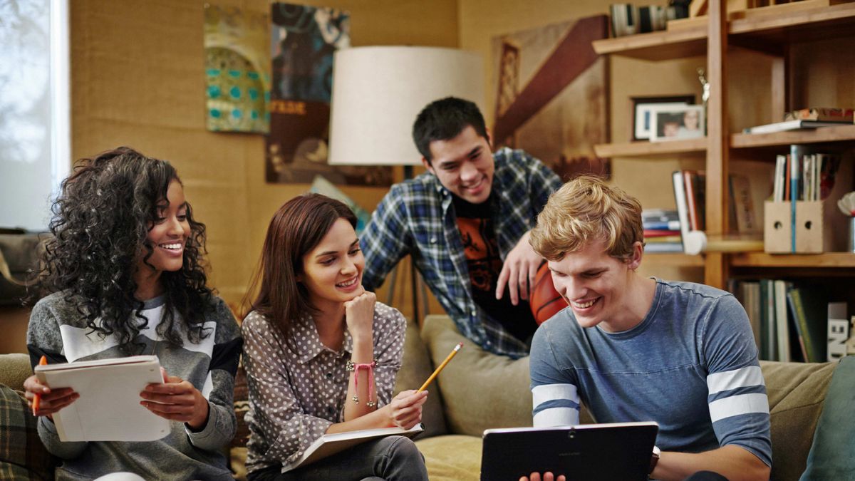 Nowy przedstawiciel serii Axon będzie ogromnym tabletem i to jest przemyślany ruch 1