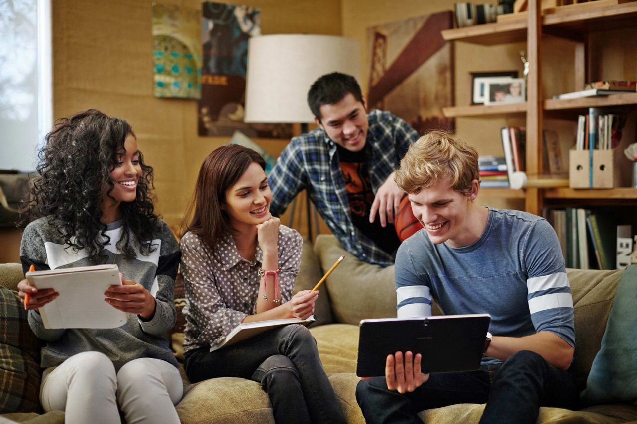 Nowy przedstawiciel serii Axon będzie ogromnym tabletem i to jest przemyślany ruch