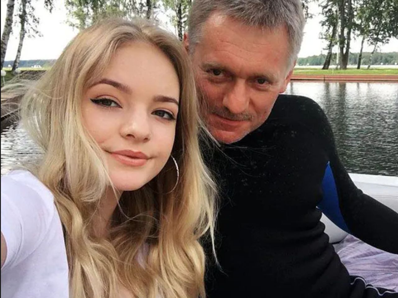 Liza Pieskowa padła ofiarą oszustów? Córka rzecznika Putina żali się na Telegramie