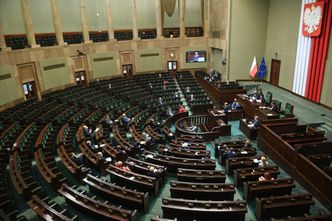 Tarcza 4.0 w Sejmie. Gorąca debata, PiS wycofuje kontrowersyjne przepisy