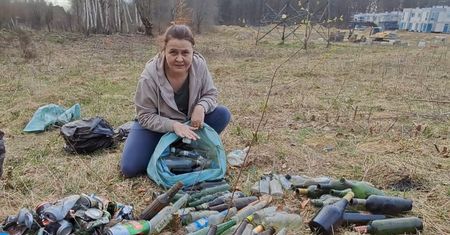 Poszła na krótki spacer. Kilka worków śmieci w 15 minut