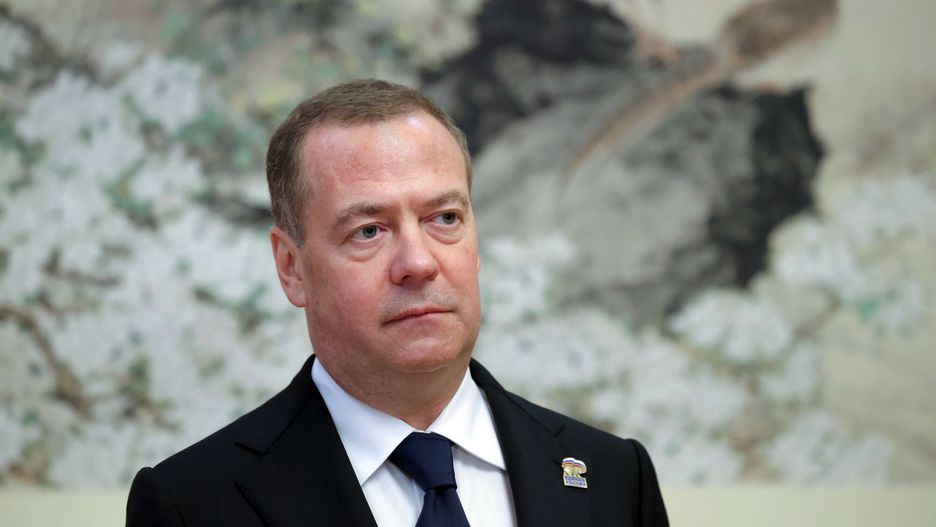 Archiwum zagraniczne East News 2024-12
China Russia 8826185 11.12.2024 Deputy Chairman of the Russian Security Council Dmitry Medvedev speaks to journalists during his working visit to Beijing, China. Ekaterina Shtukina / Sputnik Beijing China PUBLICATIONxINxGERxSUIxAUTxESTxLTUxLATxNORxSWExDENxNEDxPOLxUKxONLY Copyright: xEkaterinaxShtukinax
IMAGO/Ekaterina Shtukina