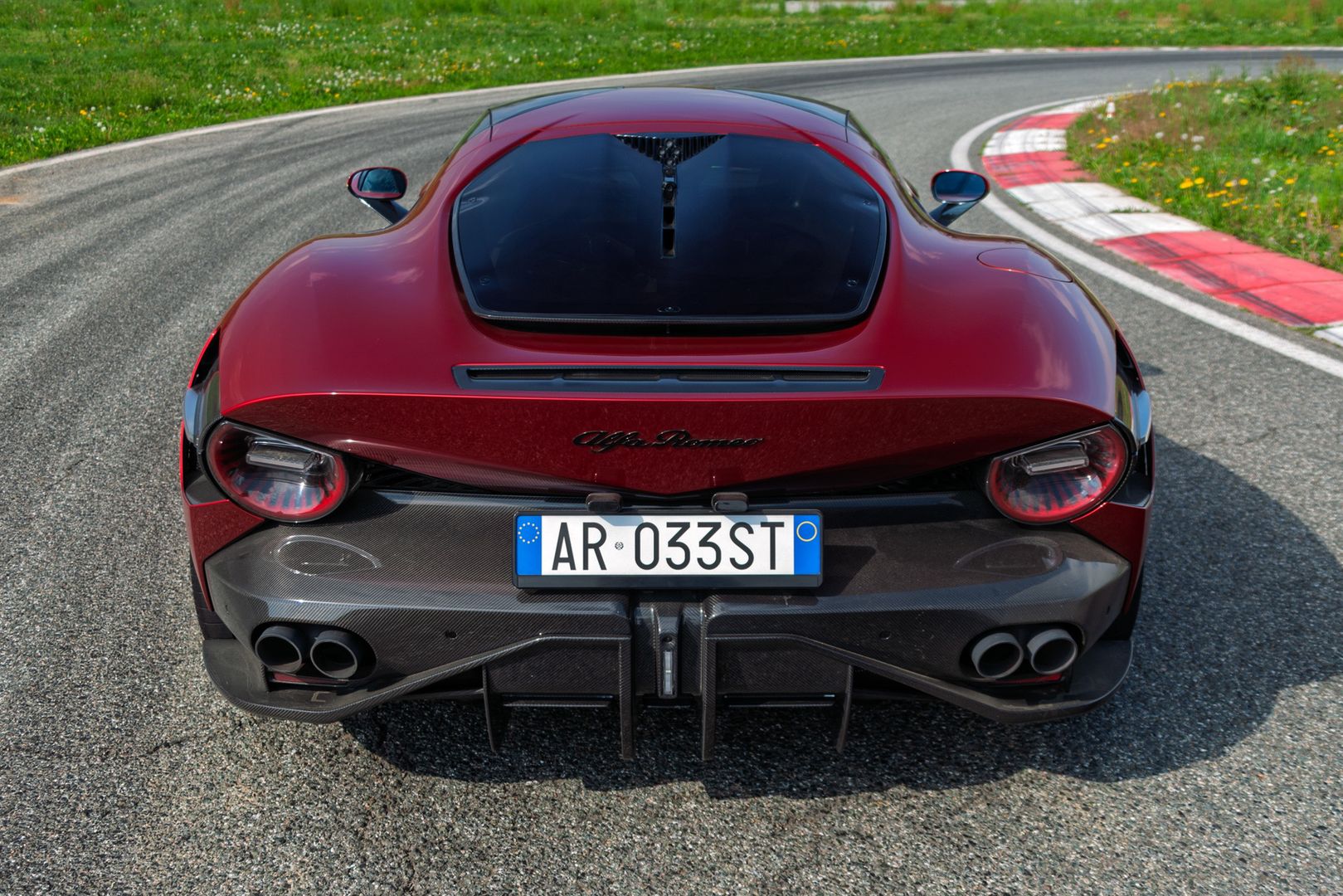 Alfa Romeo 33 Stradale