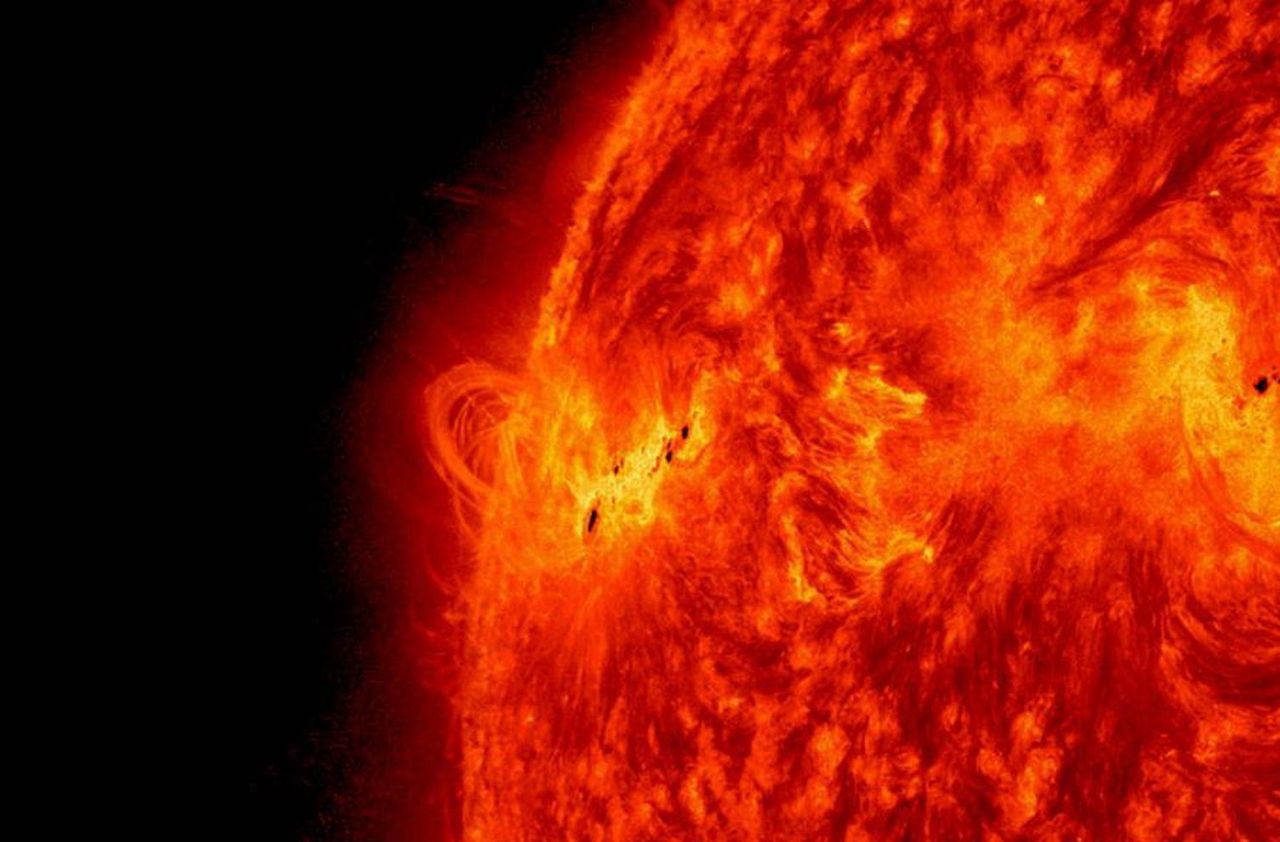 Indyjski satelita rozpoczyna obserwację Słońca 