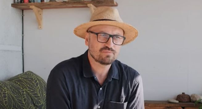 Maksymilian Rigamonti dołączył do TVP. Pracuje w agencji publicystyki i dokumentu