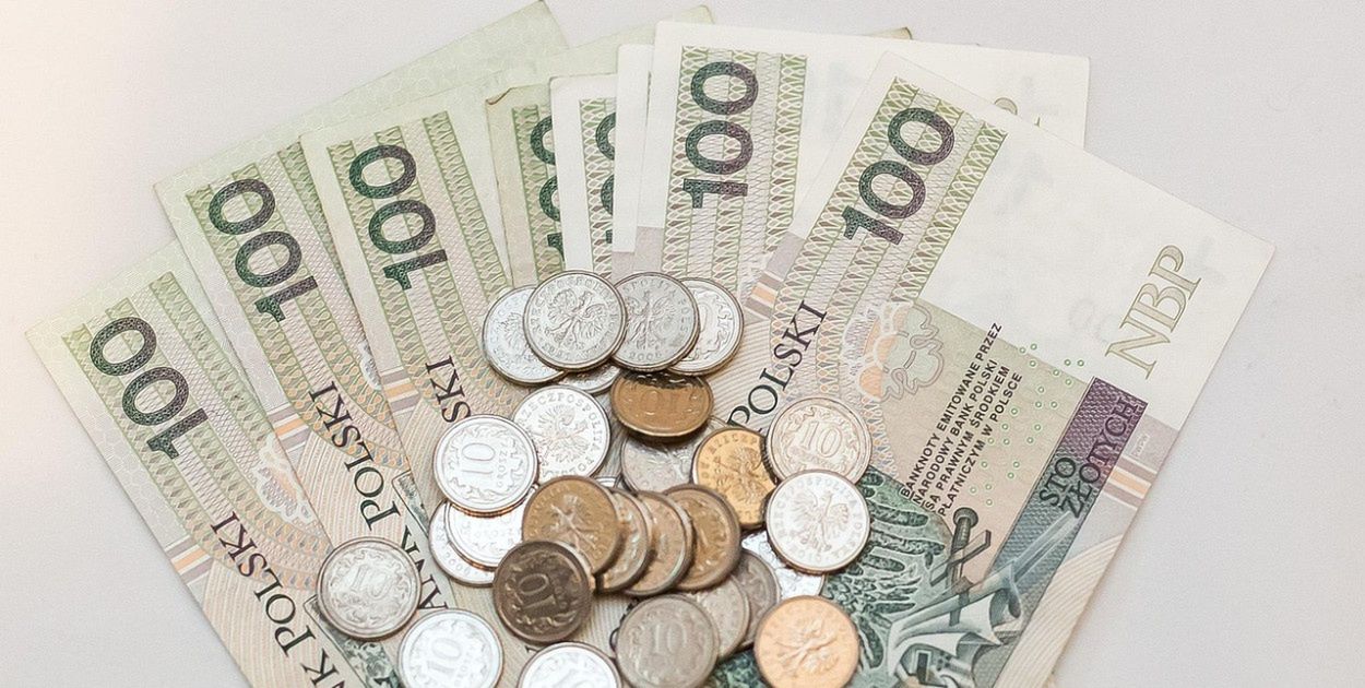 Zmiany w 800 plus od czerwca. Kto straci świadczenie?