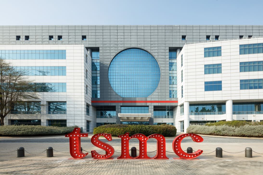 Trump grozi TSMC. Prezydent USA chce, aby producent półprzewodników przeniósł się do Stanów