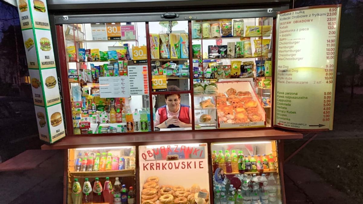 Kiosk przy dworcu w Krakowie działa już od 25 lat