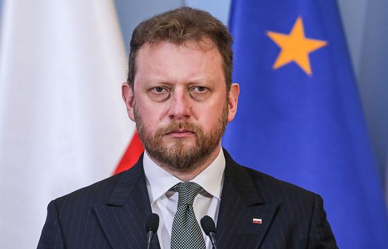 Łukasz Szumowski traci wizerunkowo. "Media mogą wykreować bohatera, a chwilę później go niszczyć"