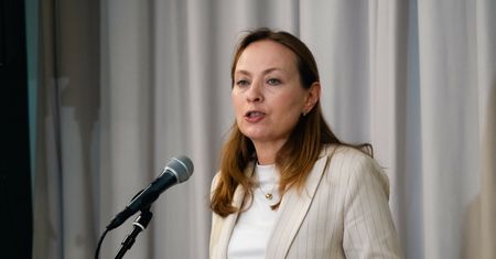Ministra odpowiada na zarzuty i zwraca się do Mentzena. "Rzucam rękawicę"